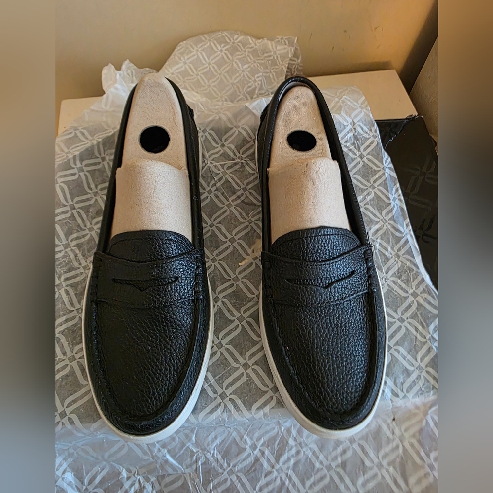 Cole Haan Black Leather Loafers with Rubber Sole